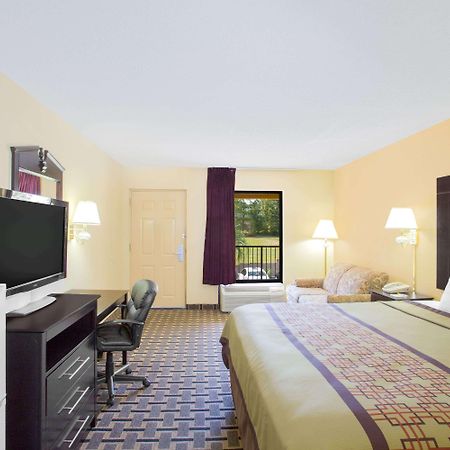 Days Inn By Wyndham Andalusia Eksteriør bilde