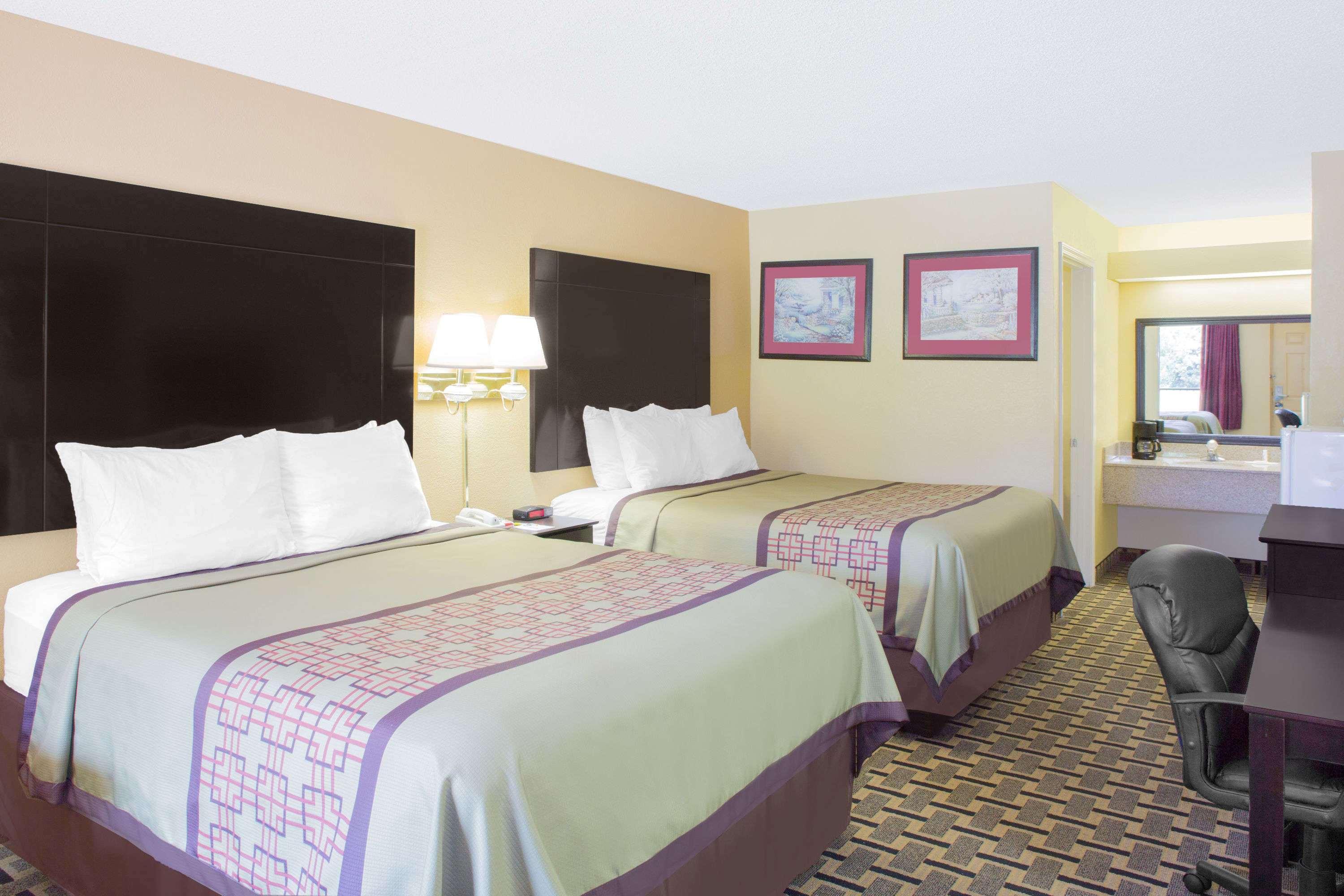 Days Inn By Wyndham Andalusia Eksteriør bilde